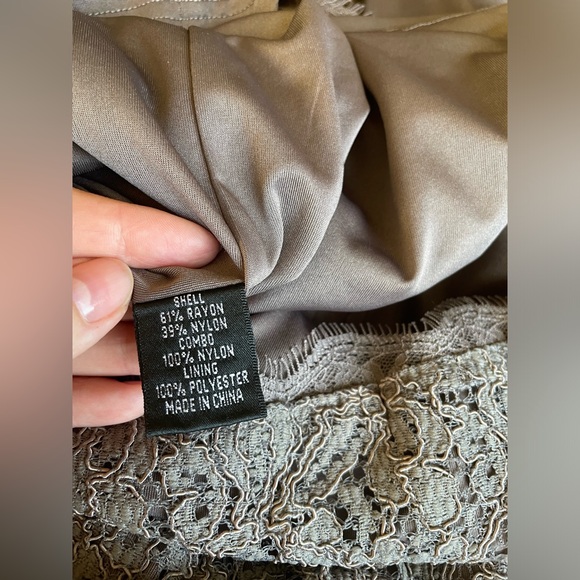 Adrianna Papell lace dress perfect like new - Picture 6 of 9